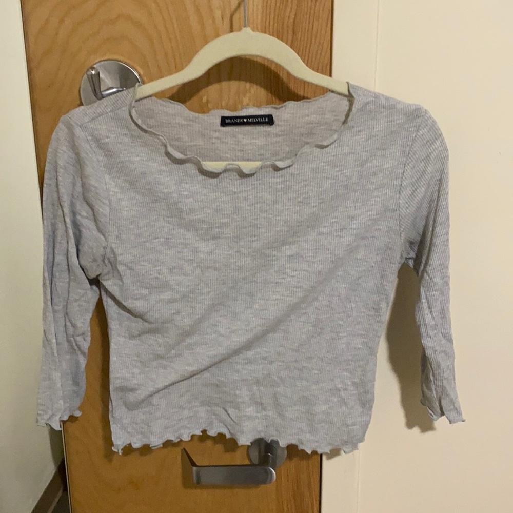 Brandy Melville Lettuce Trimmed Quarter Sleeve
